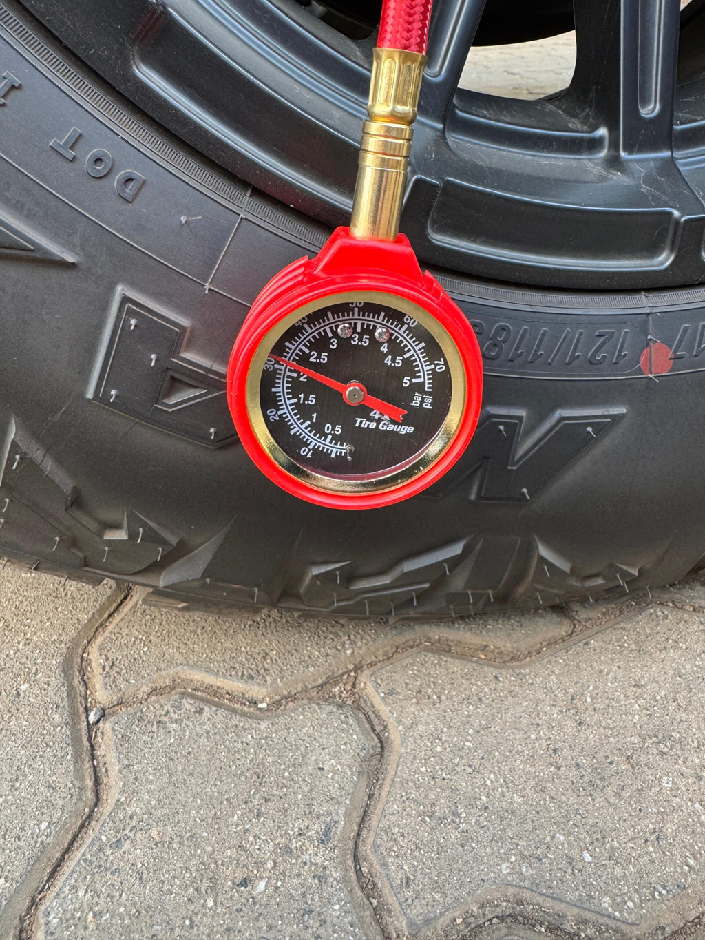 Tyre Deflator Gauge